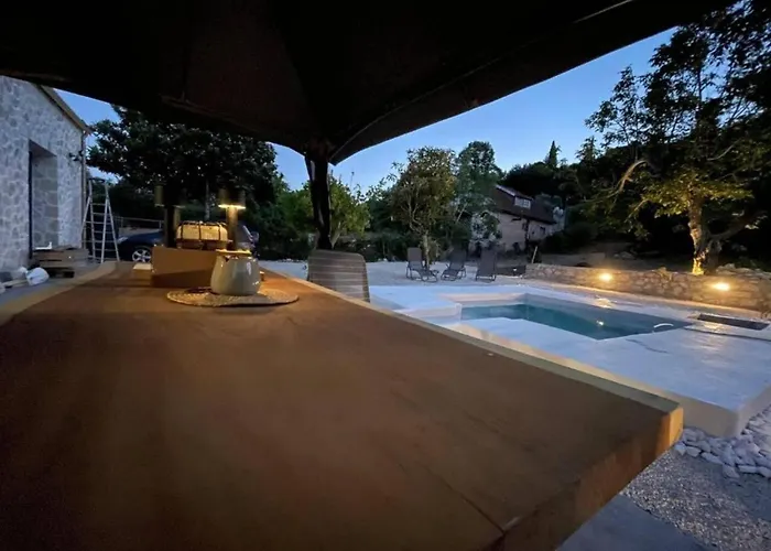 Villa With Pool In Near The *